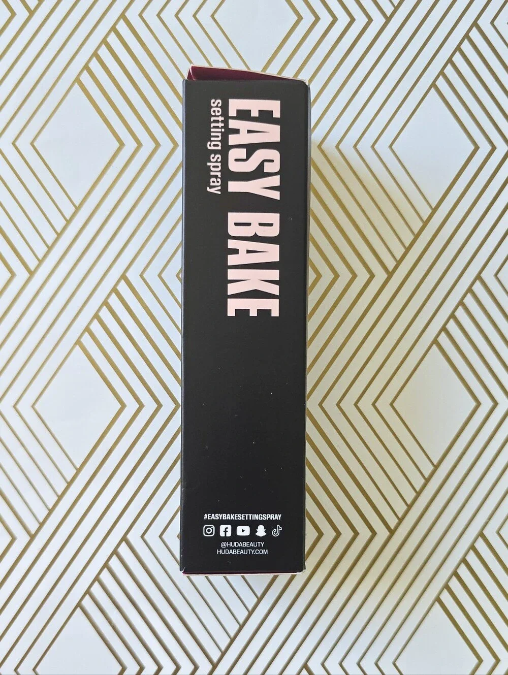 Huda beauty Easy Bake Setting Spray